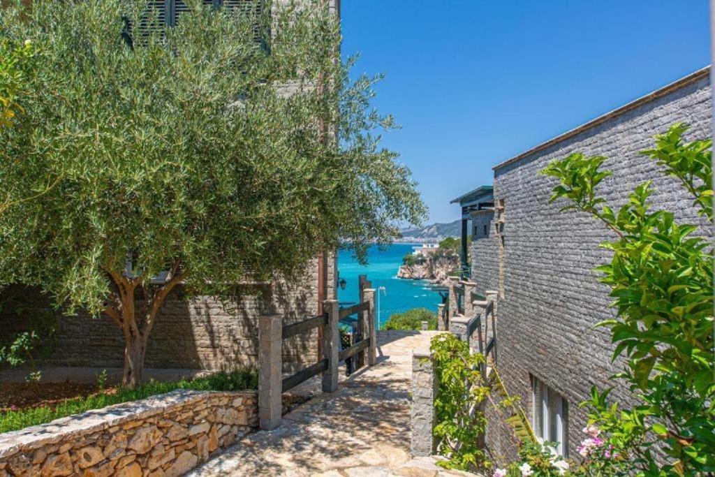 Rina At Aquamarine Apartment Vlore